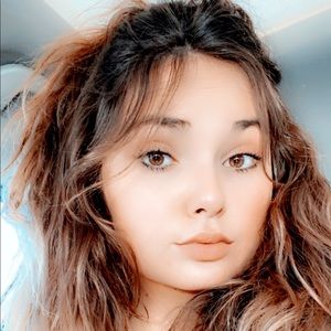 Meet your Posher, Tabitha